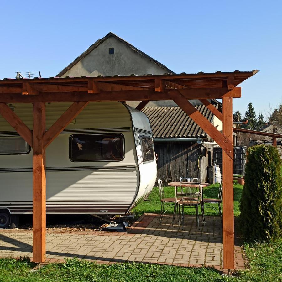 Отель Pole U Mani Wizajny Экстерьер фото